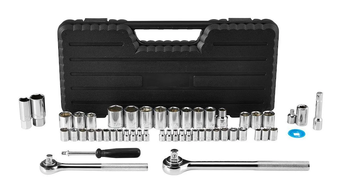 Displayed socket set